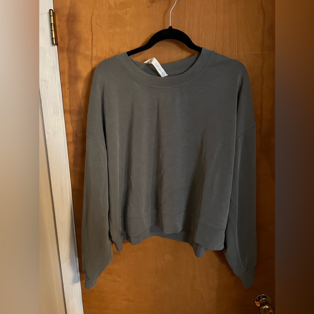 LULULEMON-Cropped Sweatshirt-Grey Sage